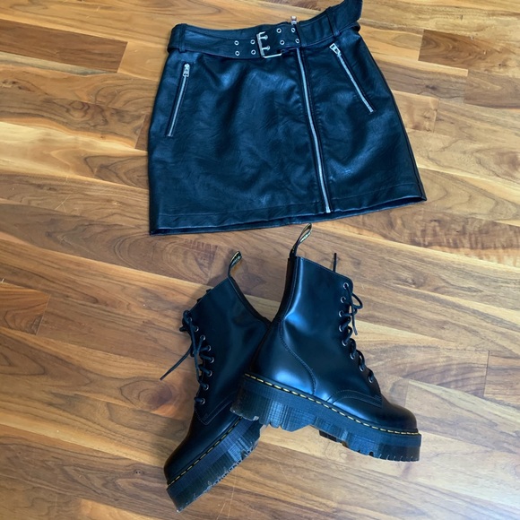 Topshop Black Faux Leather PU Hardware Mini Skirt - Picture 13 of 13